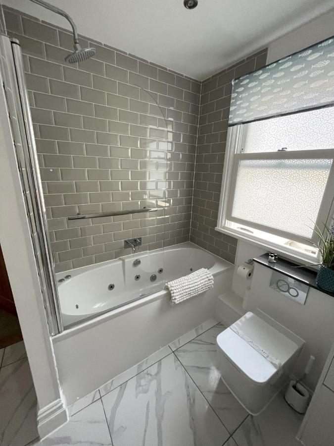 Lazy Waves Boutique B&B Newquay  Exterior photo