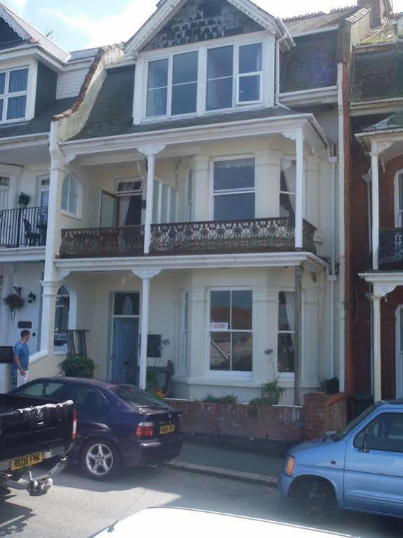 Lazy Waves Boutique B&B Newquay  Exterior photo